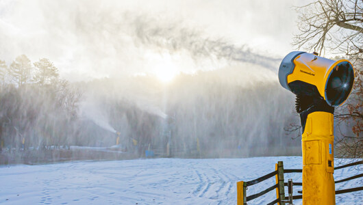 Snowmaking at Massanutten Resort